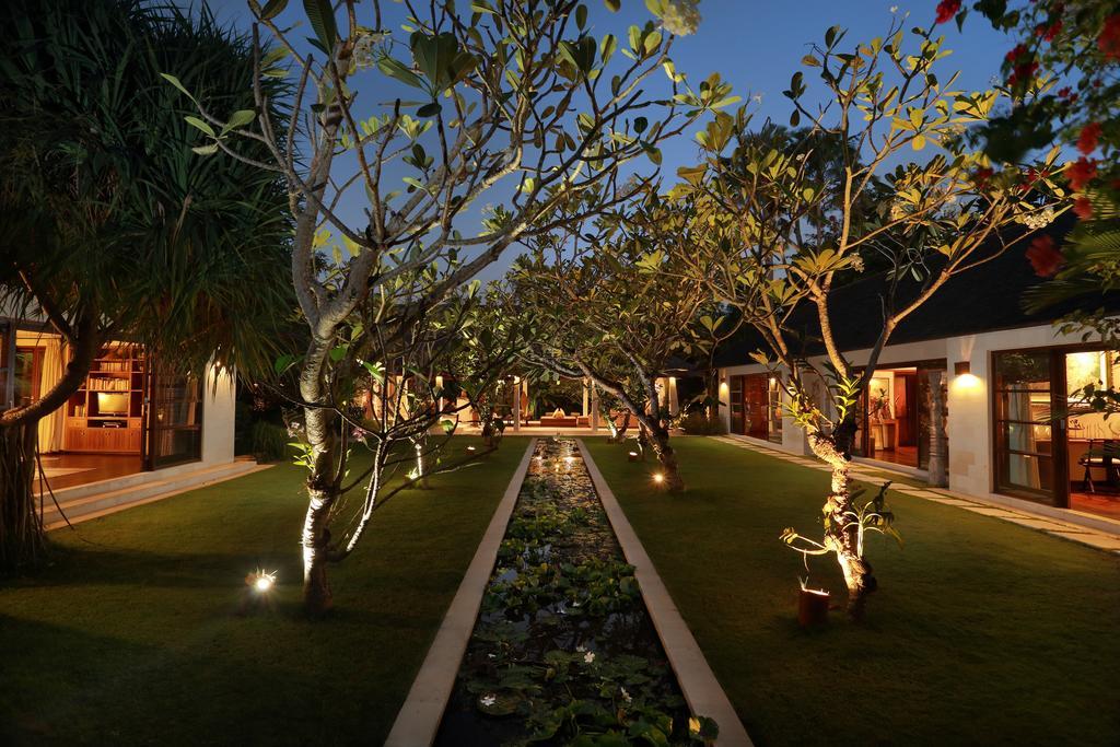 Royal Three-Bedroom Pool Villa