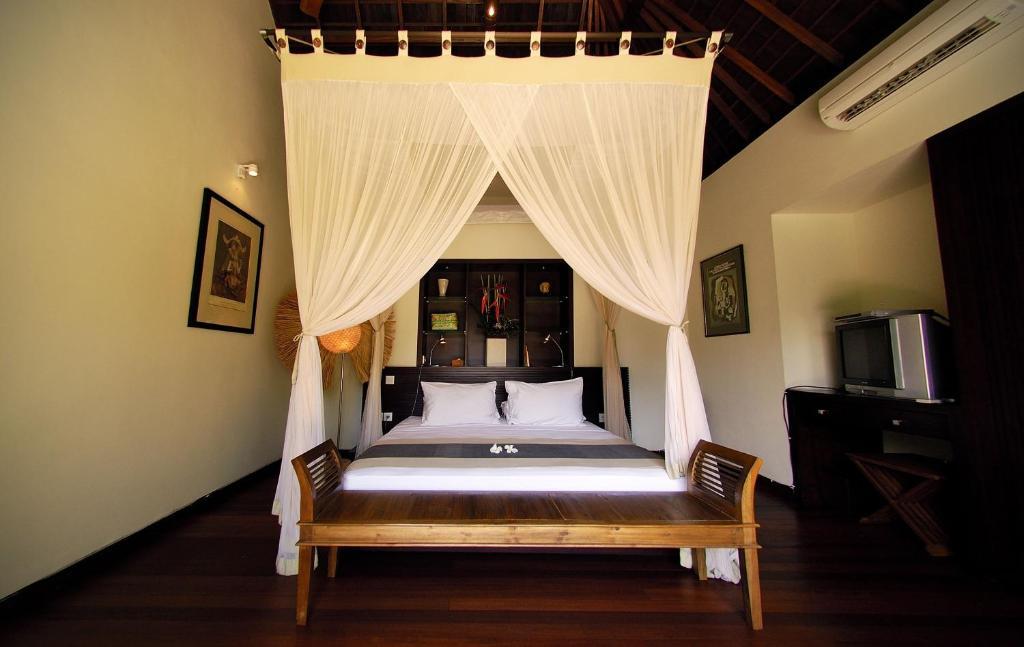 Deluxe Two-Bedroom Pool Villa